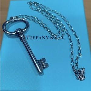 Sterling Silver XL Oval Key with Necklace